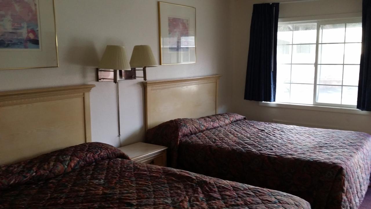Redwood Inn Willits Ngoại thất bức ảnh