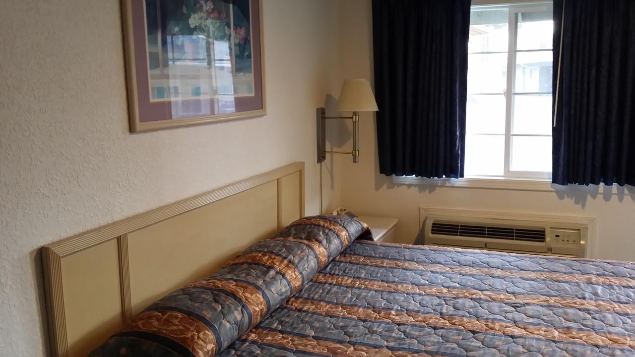 Redwood Inn Willits Ngoại thất bức ảnh